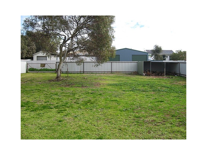16 Pearce Street, Parkes NSW 2870
