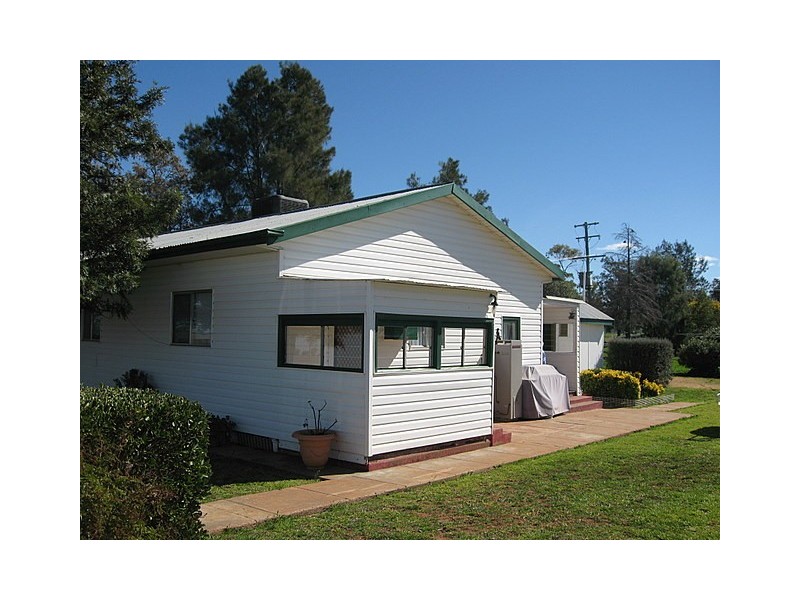 73 Station Street, Bogan Gate NSW 2876