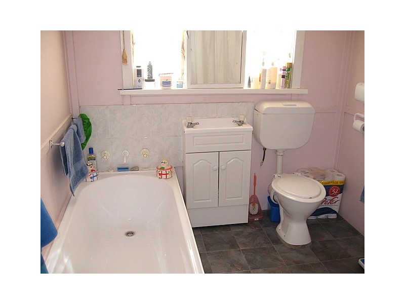 73 Station Street, Bogan Gate NSW 2876