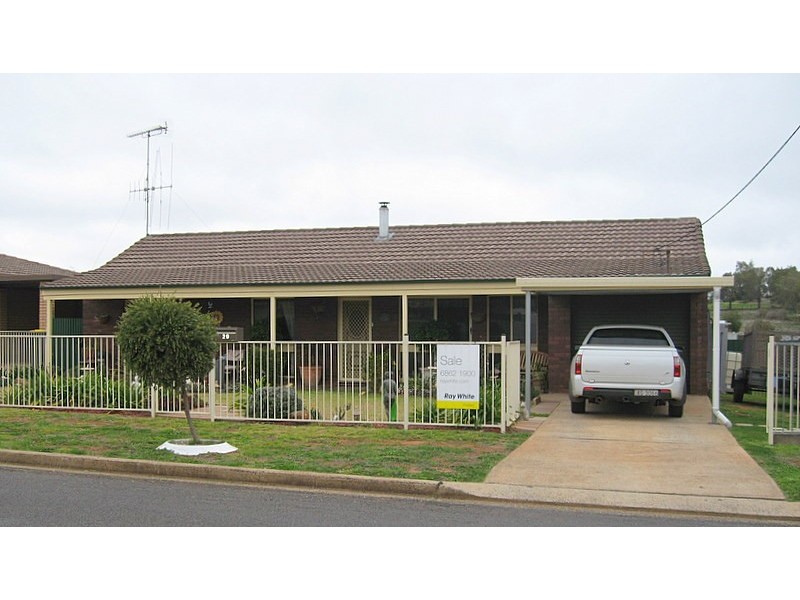 29 Webb Street, Parkes NSW 2870