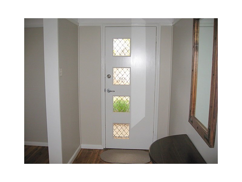 17 East Street, Parkes NSW 2870
