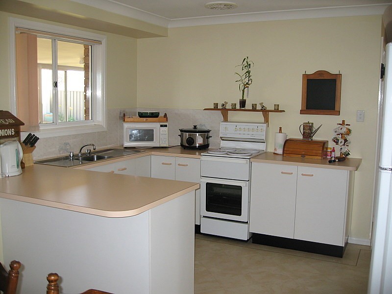 6 Carinya Street, Parkes NSW 2870