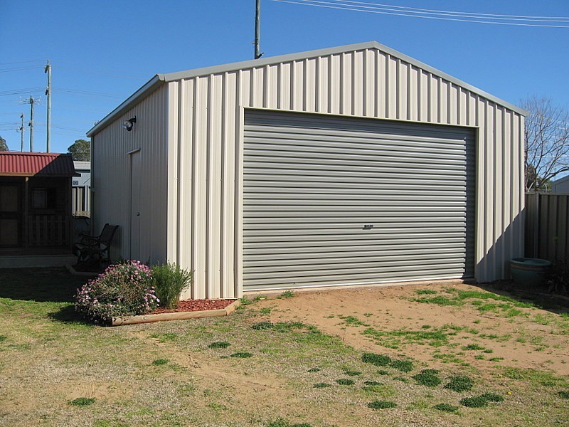 6 Carinya Street, Parkes NSW 2870