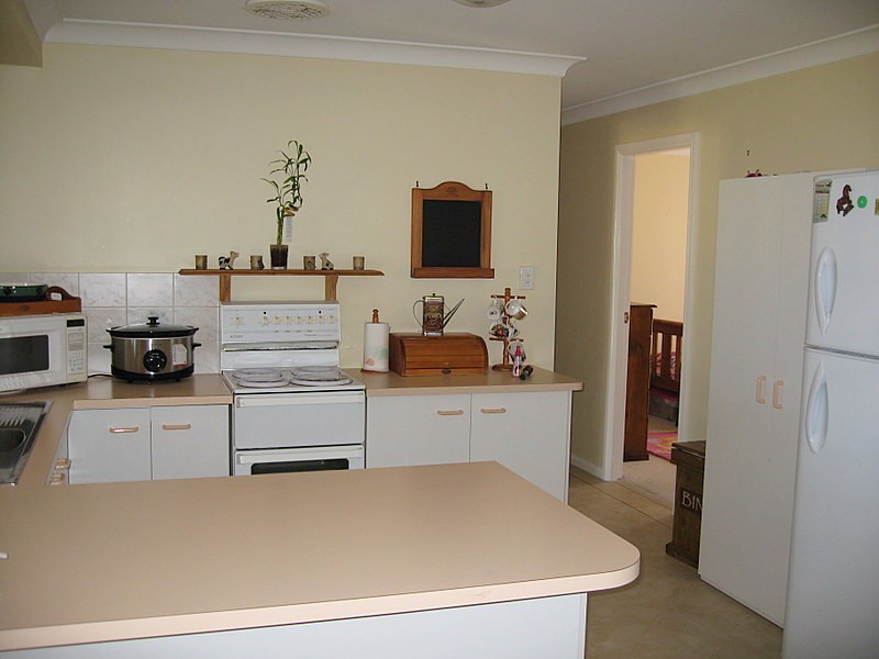 6 Carinya Street, Parkes NSW 2870