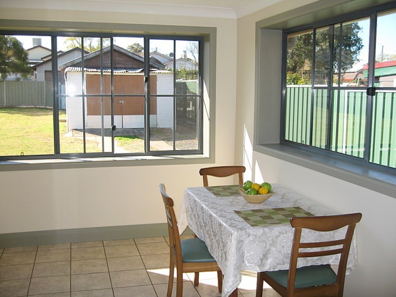 24 Elizabeth Street, Parkes NSW 2870