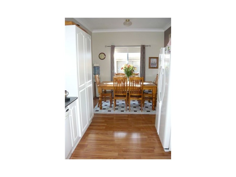 39 Field Road, Parkes NSW 2870