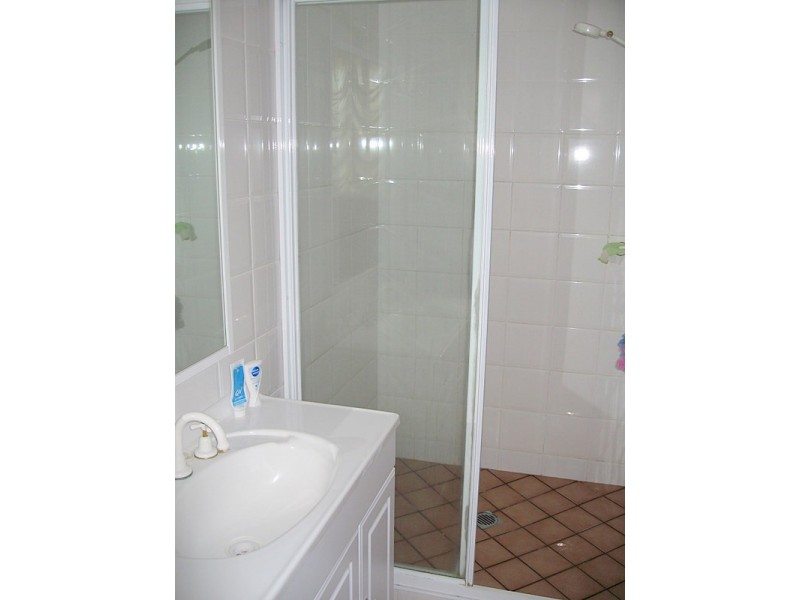 13 Christina Close, Parkes NSW 2870