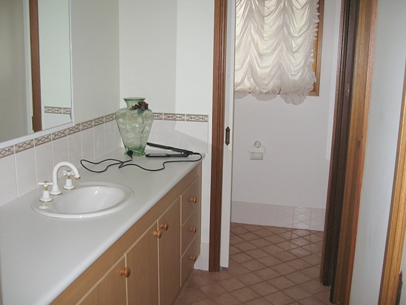 13 Christina Close, Parkes NSW 2870