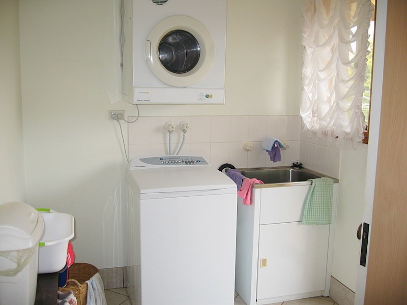 13 Christina Close, Parkes NSW 2870