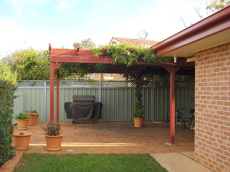 13 Christina Close, Parkes NSW 2870