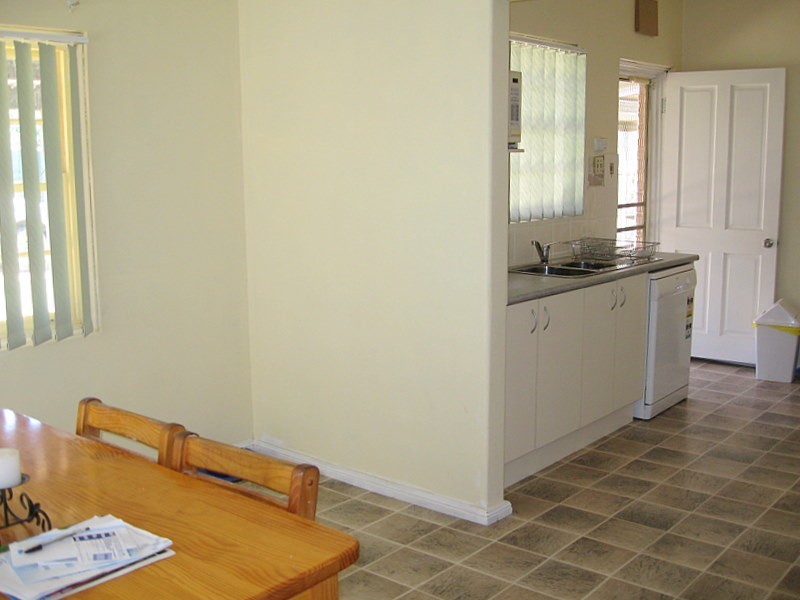14 Rose Street, Parkes NSW 2870
