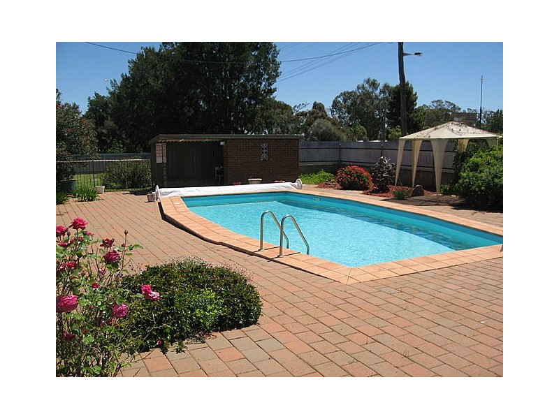 90 Warrah Street, Peak Hill NSW 2869