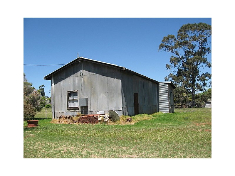 90 Warrah Street, Peak Hill NSW 2869