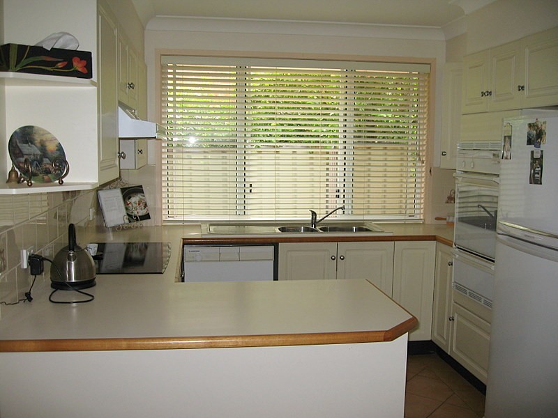 2 Glengowrie Close, Parkes NSW 2870