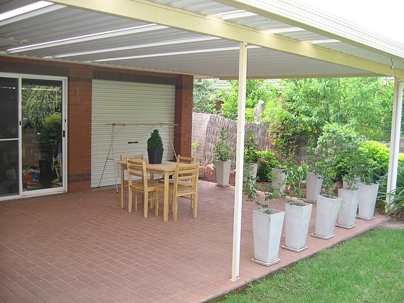 2 Glengowrie Close, Parkes NSW 2870