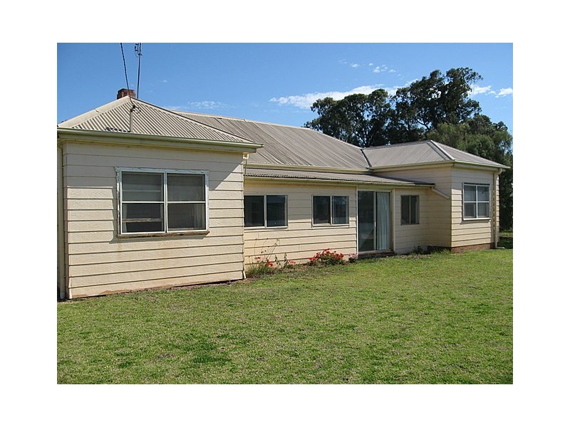 0 Trelawney, Trundle NSW 2875