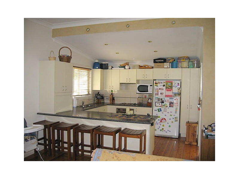 37 Albert Street, Parkes NSW 2870