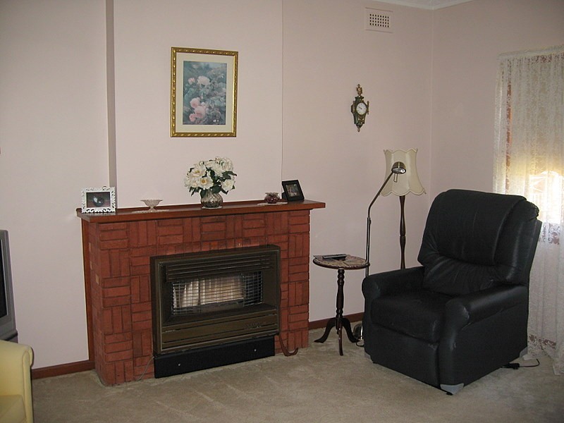 27 Mitchell Street, Parkes NSW 2870