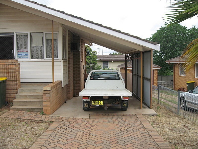 14 Park Street, Parkes NSW 2870