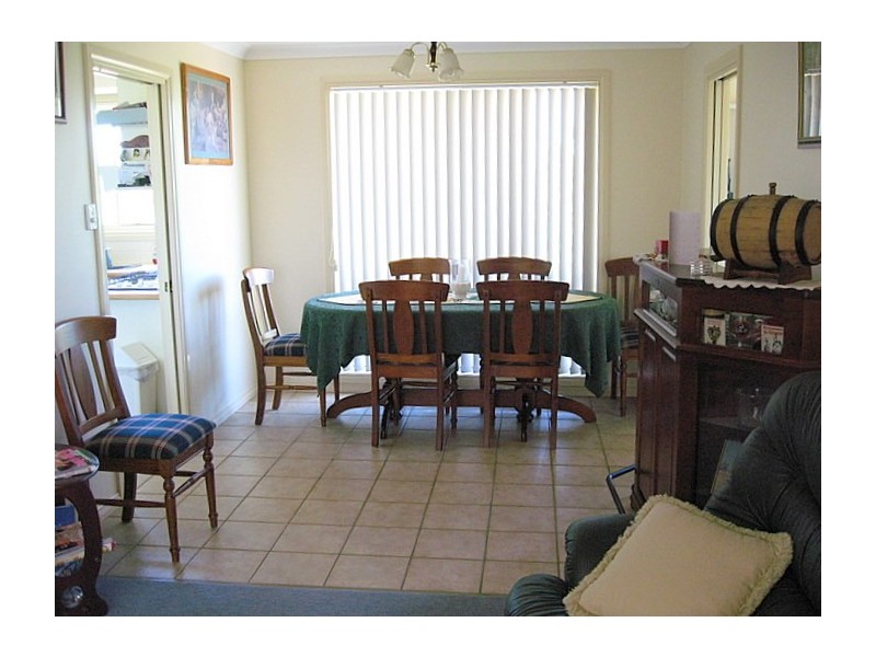 10 Highland Avenue, Parkes NSW 2870