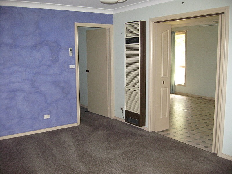 6 Endeavour Place, Parkes NSW 2870