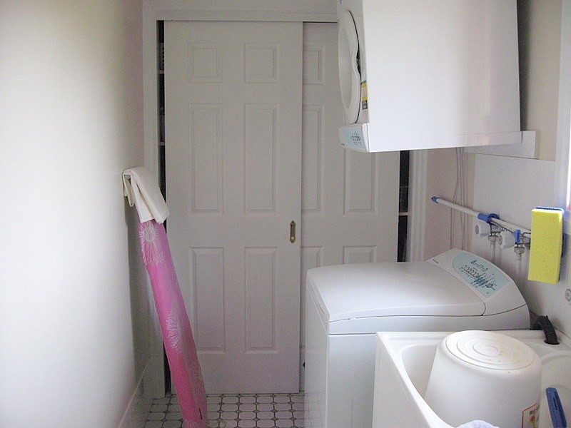 8 Banjo Place, Parkes NSW 2870