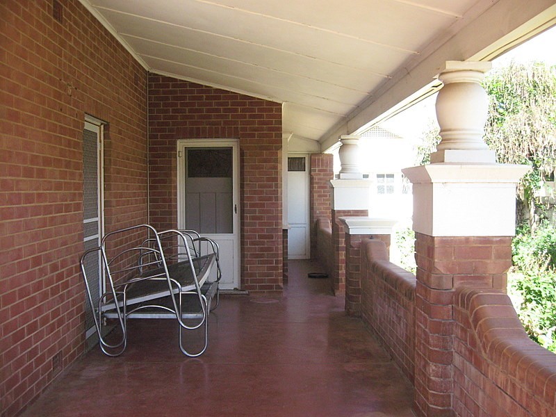 382 Clarinda Street, Parkes NSW 2870