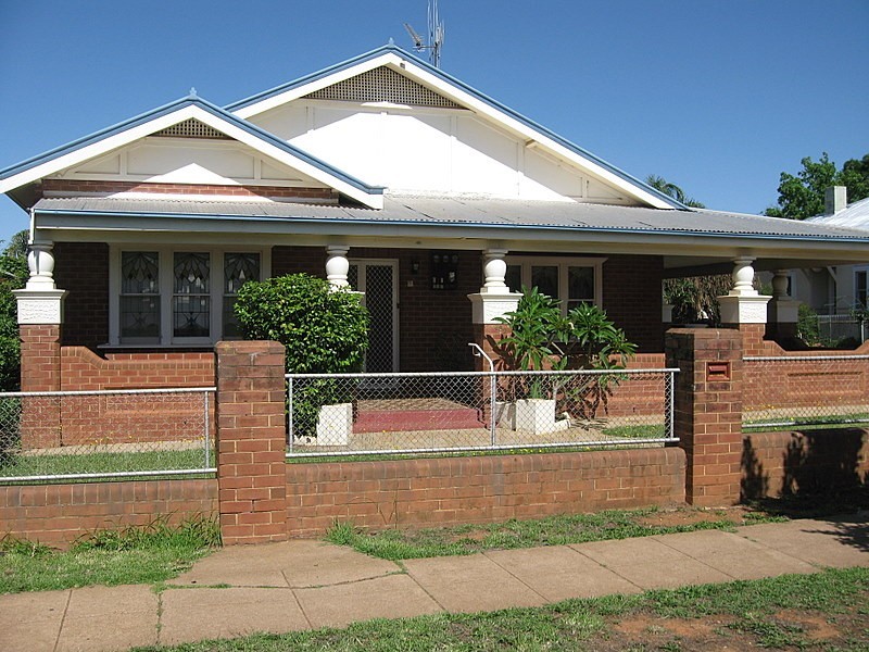 382 Clarinda Street, Parkes NSW 2870
