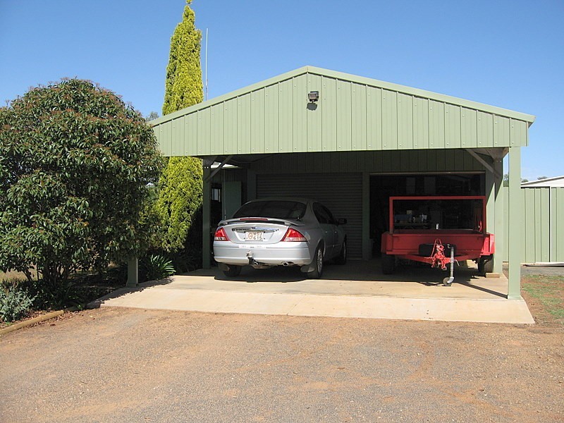250 Nash Street, Parkes NSW 2870