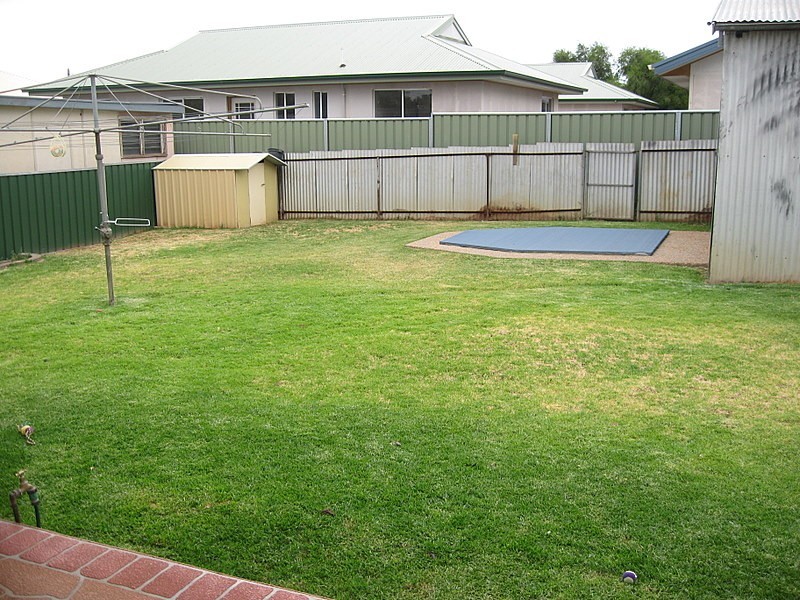 22 Thornbury Street, Parkes NSW 2870