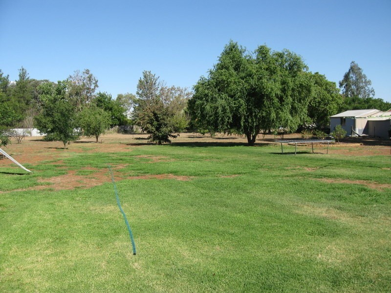 239 Nash Street, Parkes NSW 2870