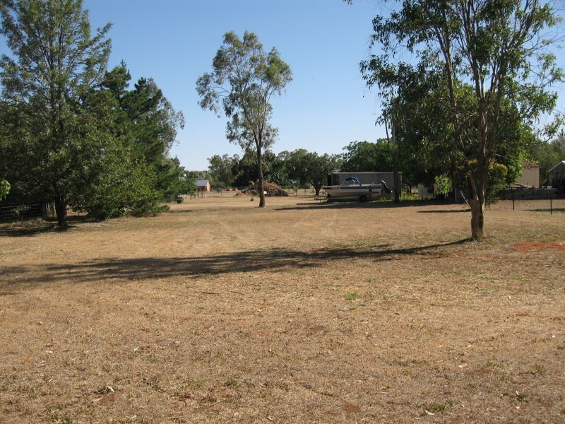 239 Nash Street, Parkes NSW 2870