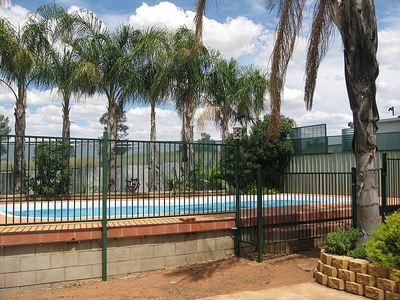 5 Fisher Street, Parkes NSW 2870