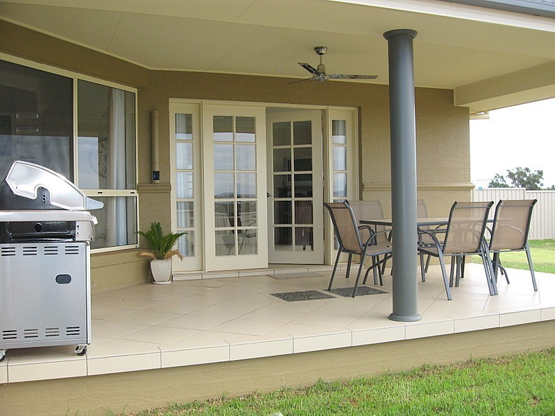 39 Rosewood Avenue, Parkes NSW 2870