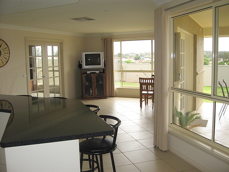 39 Rosewood Avenue, Parkes NSW 2870