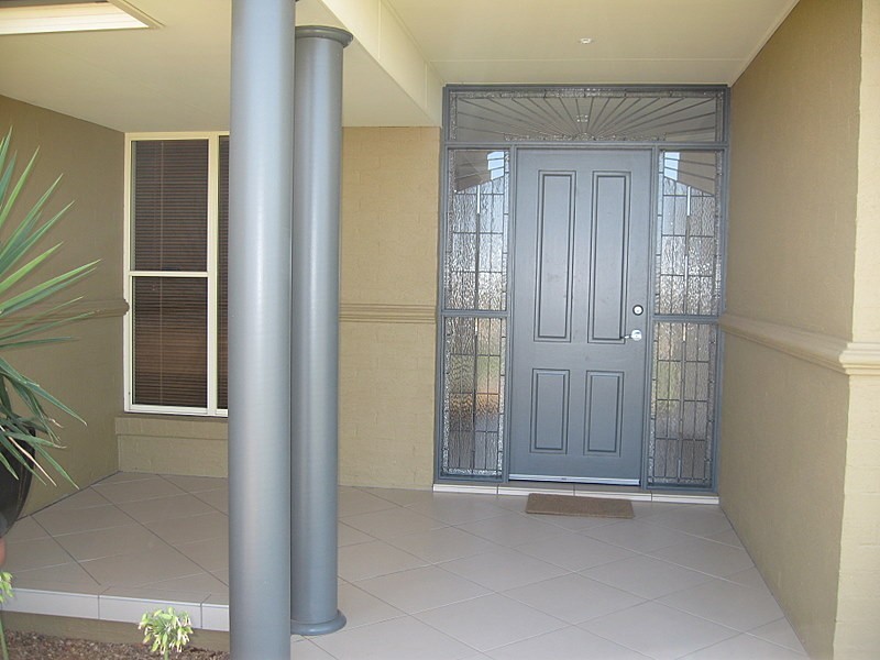 39 Rosewood Avenue, Parkes NSW 2870