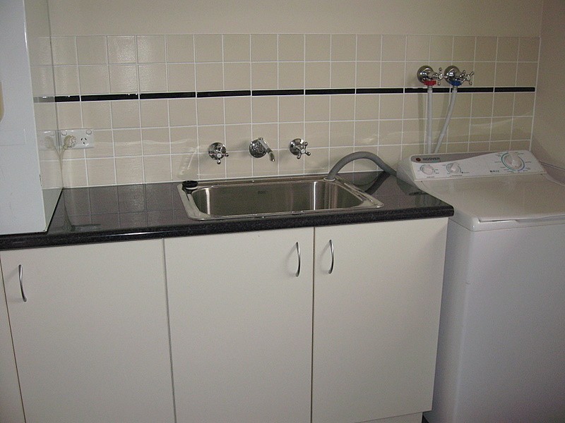 39 Rosewood Avenue, Parkes NSW 2870