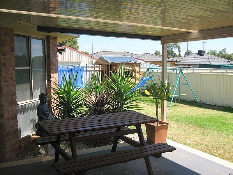 10 Avoca Place, Parkes NSW 2870