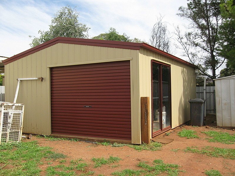 21 Coronation Avenue, Parkes NSW 2870