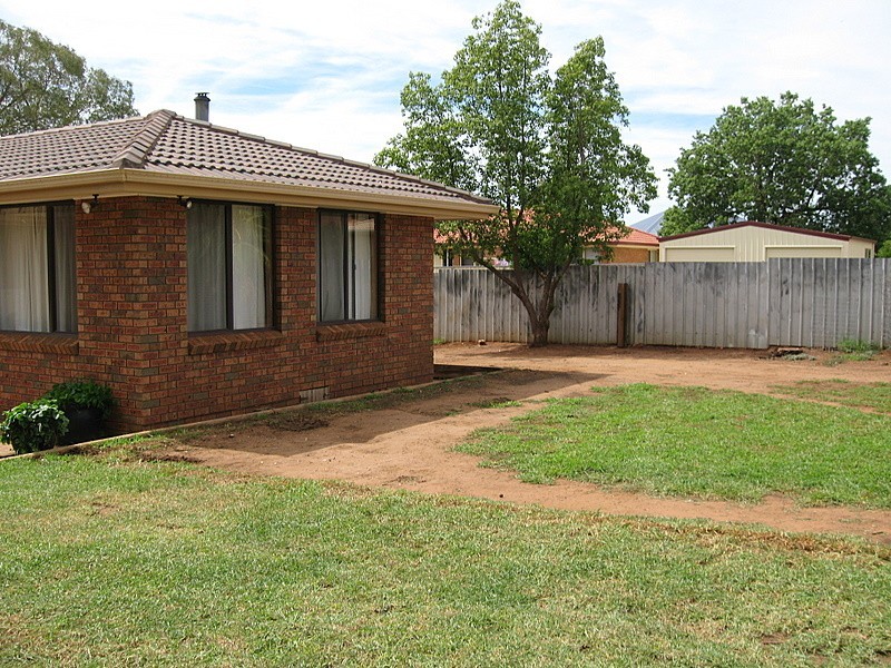 21 Coronation Avenue, Parkes NSW 2870