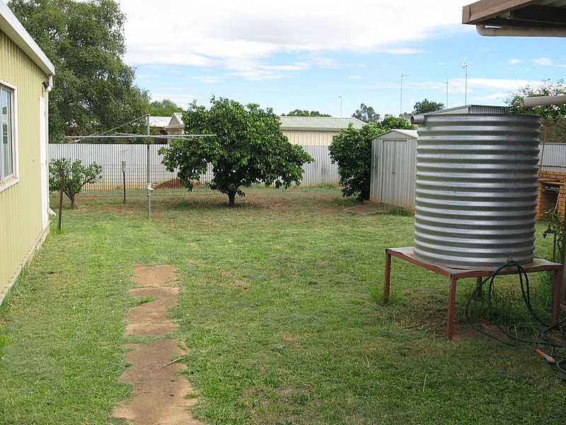 24 Paterson Street, Parkes NSW 2870