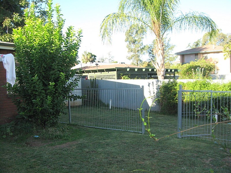 5 Bogan Street, Parkes NSW 2870