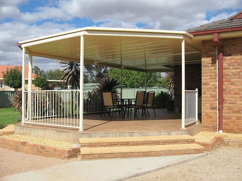 3 John Curtin Street, Parkes NSW 2870