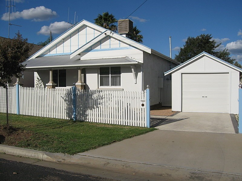 7 Bogan Street, Parkes NSW 2870
