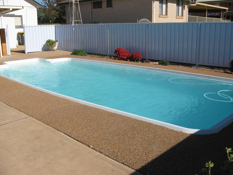 18 Barton Street, Parkes NSW 2870
