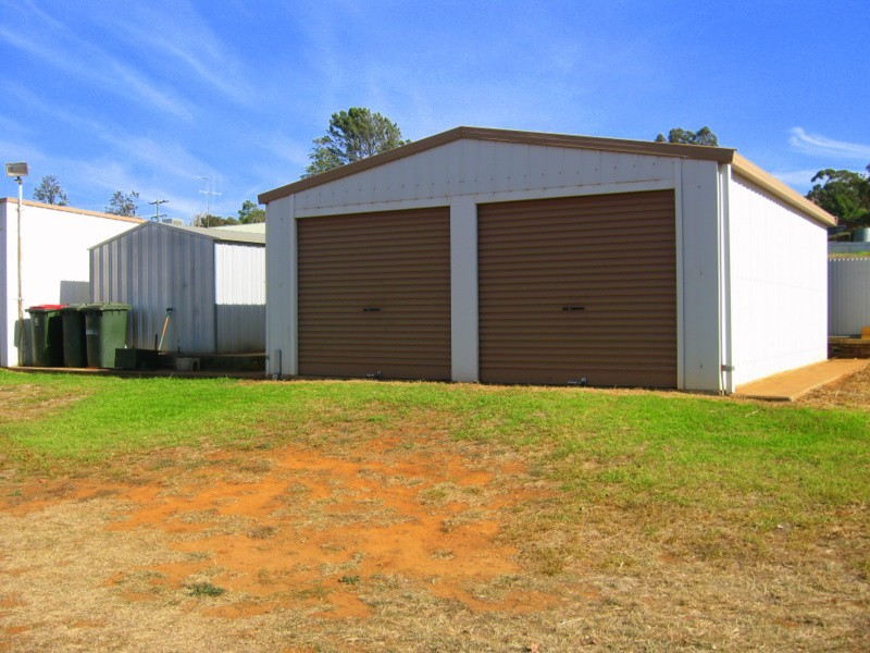 18 Barton Street, Parkes NSW 2870