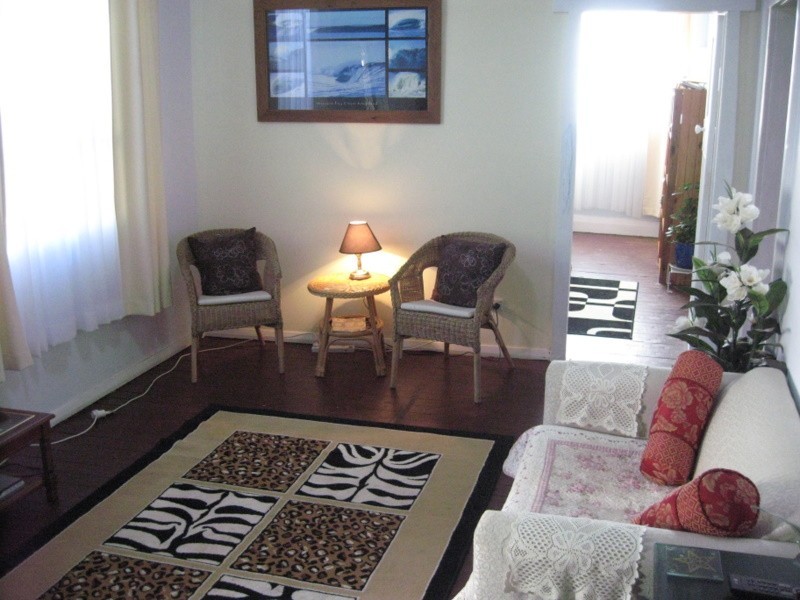 121 Caswell Street, Peak Hill NSW 2869