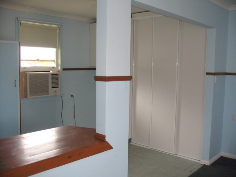 7 Moon Crescent, Parkes NSW 2870