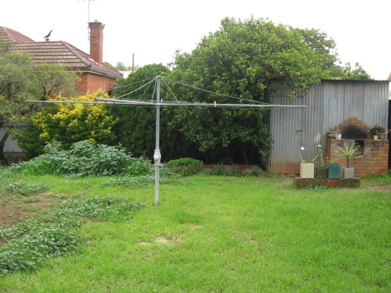 30 Bushman Street, Parkes NSW 2870