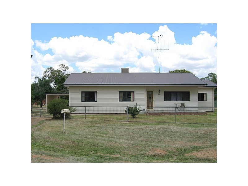 23 Kelly Road, Parkes NSW 2870